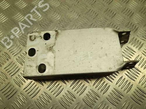 Used Support MERCEDES-BENZ C-CLASS (W205) C 300 (205.083) (258 hp) 28932448