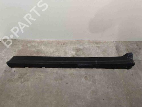 Used Left sideskirt MASERATI LEVANTE SUV (M161) 3.0 Q4 (350 hp) 28919017