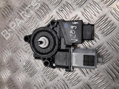 Used Right front window motor KIA SPORTAGE IV (QL, QLE) 1.6 T-GDI (177 hp) 28931587