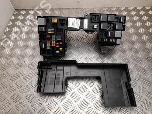 Fuse box JAGUAR XF I (X250) 3.0 | BP37558244E1 - Image 2