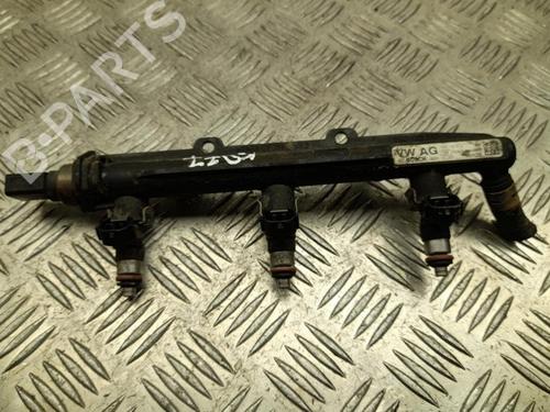 Used Injection rail VW POLO VI (AW1, BZ1, AE1) 1.0 (75 hp) 28930957