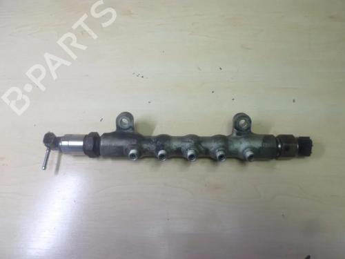Used Injection rail TOYOTA AURIS (_E15_) 2.2 D (ADE157_, ADE151_, ADE151R, ADE157R) (177 hp) 28909199