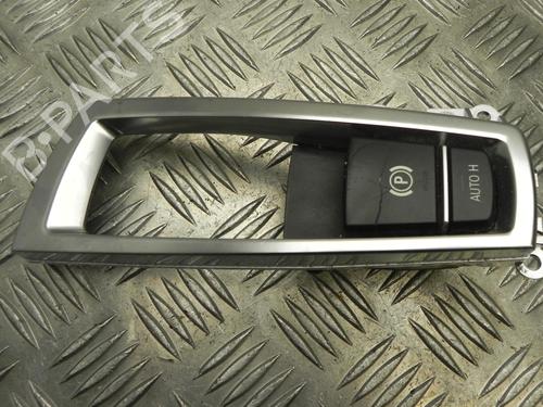 Switch BMW 5 Touring (F11) 530 d xDrive | BP28930596I30 