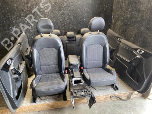 Sæde sæt KIA XCEED (CD) 1.5 T-GDI (160 hp) 28928923