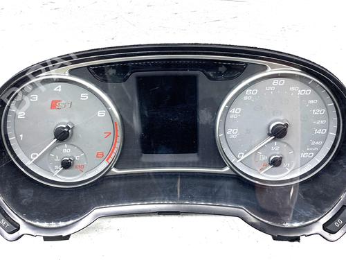 Kombinert Instrument AUDI A1 (8X1, 8XK) S1 quattro (231 hp) 28947005