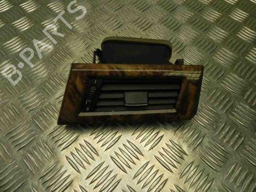 Used Air vent BMW 5 Touring (E61) 520 d (177 hp) 28926948