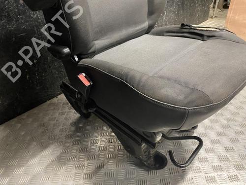 Left front seat RENAULT MASTER III Van (FV) 2.3 dCi 150 FWD (FV0F, FV03, FV09) | BP39181220C15 - Image 4
