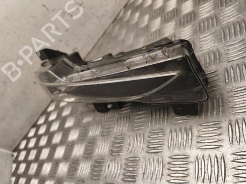 Right front fog light TESLA MODEL Y (5YJY) Long Range All-wheel Drive | BP38966922C31 - Image 2