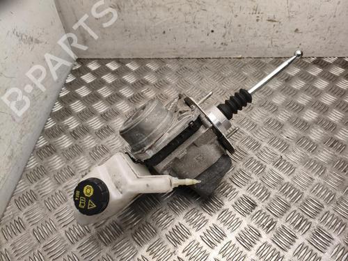 Used Brake master cylinder Brake master cylinder 39393028 39393028