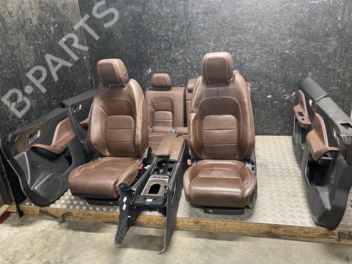 Used Seats set Seats set 37572116 37572116