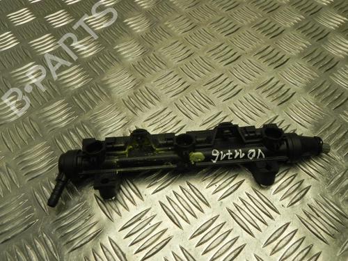 Used Injection rail VW POLO V (6R1, 6C1) 1.2 (60 hp) 28925902