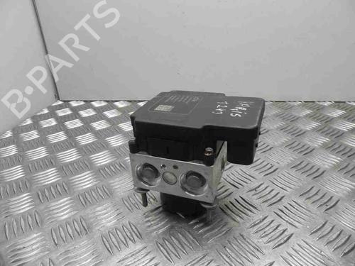Used Electronic module TOYOTA YARIS (_P13_) 1.3 (NSP130_, NSP130) (95 hp) 28944550
