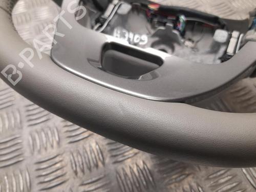 Steering wheel RENAULT ZOE (BFM_) ZOE | BP28931617C49 