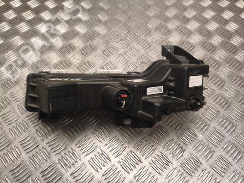 Right front fog light TESLA MODEL Y (5YJY) Long Range All-wheel Drive | BP38966922C31 - Image 7