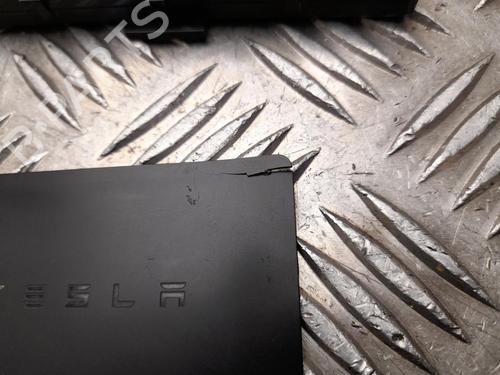 Módulo eletrónico TESLA MODEL 3 (5YJ3) EV Performance AWD | BP37557710M83 - Image 2