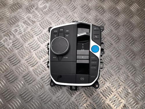 switch-bmw-i4-g26-2021-37569538 main image