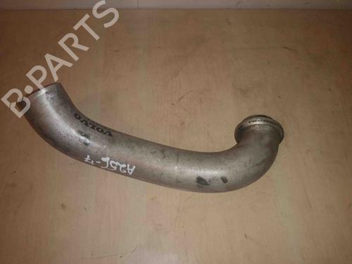 Używane Rura / Przewód VOLVO XC90 I (275) T6 AWD (272 hp) 28924701