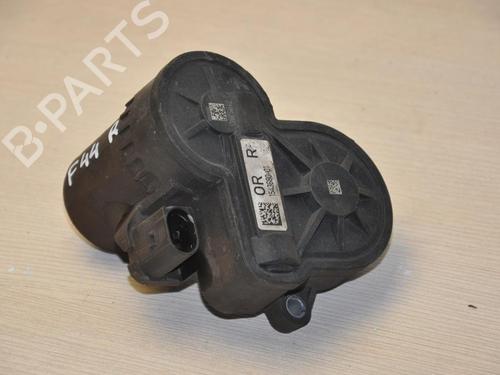 Used Electric handbrake BMW 2 Gran Coupe (F44) 218 i (140 hp) 28922614