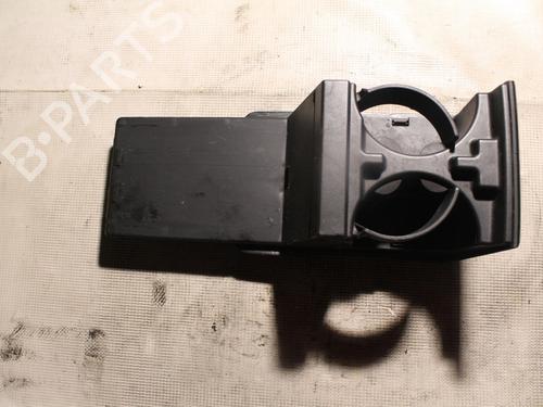Used Cup/Object holder VOLVO XC90 I (275) D5 AWD (185 hp) 28911116