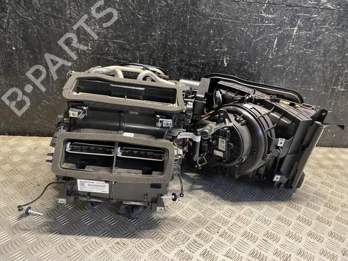Used Air vent Air vent VOLVO XC60 II (246) T5 (254 hp) 28910889 28910889