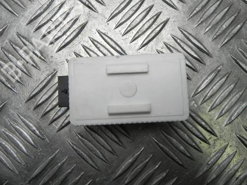 Electronic module TESLA MODEL S (5YJS) 70D AWD | BP28924795M83 - Image 2