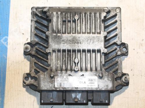 Calculateur moteur (ecu) VOLVO S40 II (544) 2.0 D (136 hp) 28944792