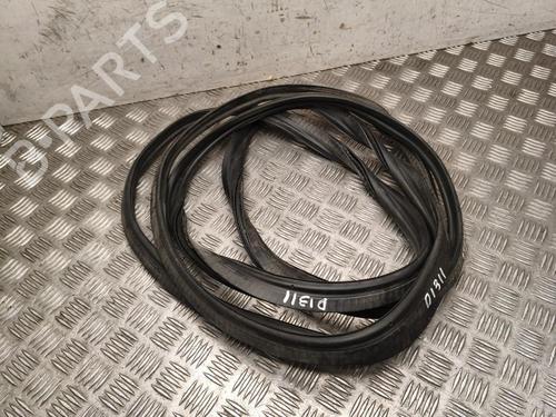 Gummiliste Gummiliste MERCEDES-BENZ EQV (W447) EQV 300 (447.813, 447.815) (204 hp) 39734036 39734036