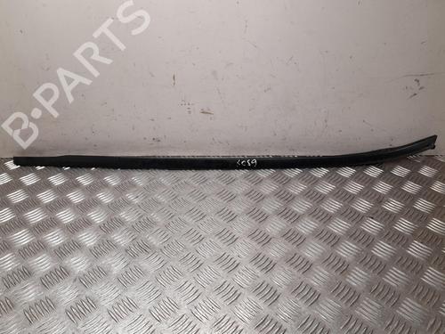 Used Door moulding trim TOYOTA PRIUS (_W5_) 1.8 Hybrid (ZVW50, ZVW50_, ZVW51_, ZVW50R, ZVW51) (122 hp) 28940613