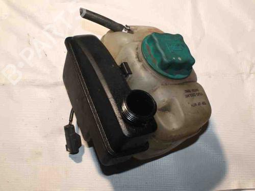 Ekpansionstank VOLVO XC90 I (275) D5 AWD (185 hp) 28934247