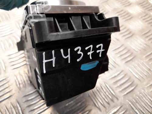 Gear lever LAND ROVER RANGE ROVER EVOQUE (L551) 2.0 D165 4x4 | BP31295781M90 