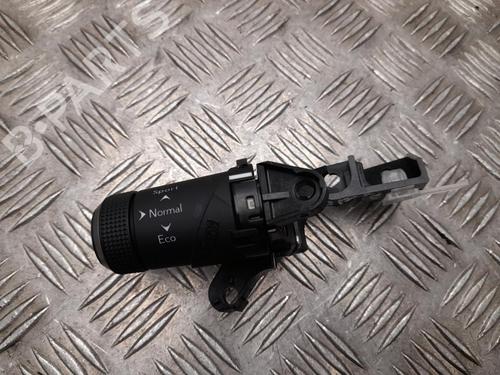 Used Steering wheel controls Steering wheel controls 37555413 37555413