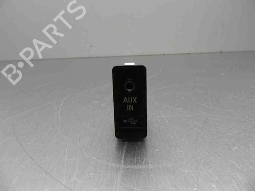 Used Electronic module BMW 5 (F10) 550 i xDrive (408 hp) 28934781