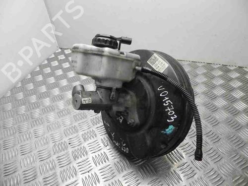 Used Brake master cylinder SKODA OCTAVIA II Combi (1Z5) 2.0 TDI 16V 4x4 (140 hp) 28940704