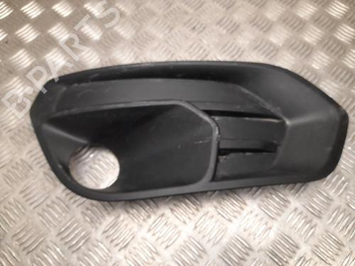 grille-iveco-daily-vi-van-2014-37561243 main image