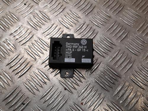 Used Electronic module VW MULTIVAN T5 (7HM, 7HN, 7HF, 7EF, 7EM, 7EN) 2.0 BiTDI (180 hp) 29593273