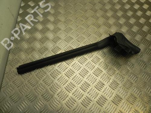 rubber-door-seal-mercedes-benz-sl-r231-2011-2012-2013-2014-2015-2016-2017-2018-2019-2020-37541440 main image