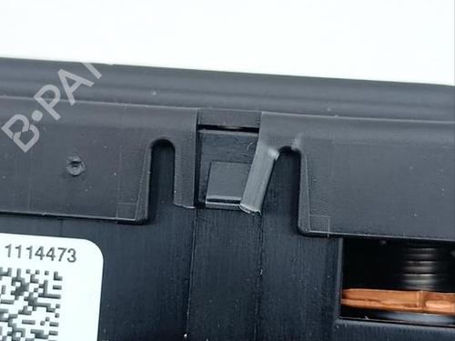 Fuse box LAND ROVER DEFENDER Station Wagon (L663) P300 Si4 4x4 | BP39000512E1 - Image 3