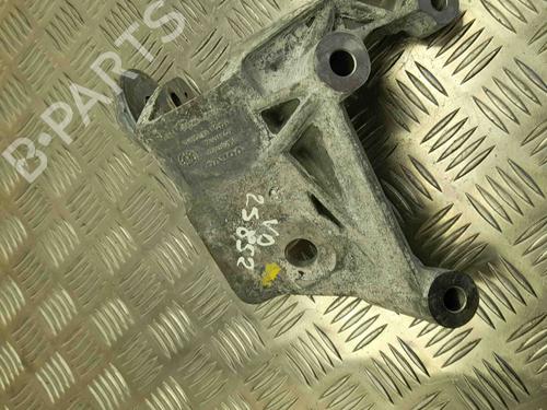 Støtte VOLVO XC60 II (246) T5 | BP28914234C155