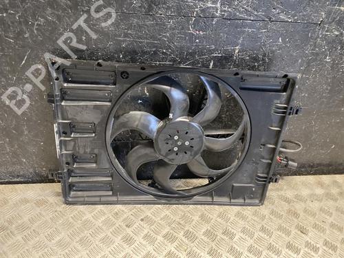 Used Radiator fan Radiator fan 37556119 37556119