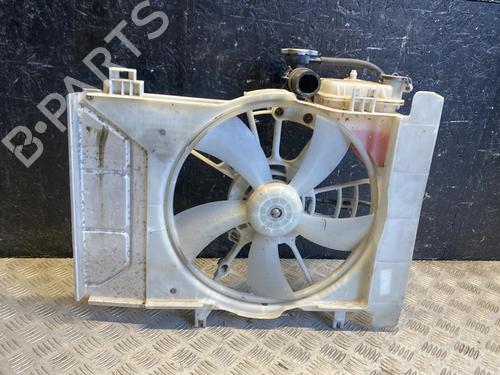 Køleventilator elektrisk TOYOTA YARIS (_P13_) 1.0 (KSP130_, KSP130) (69 hp) 28926716