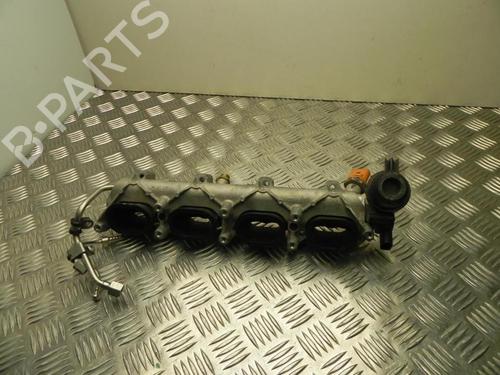 Used Injection rail Injection rail 37577005 37577005