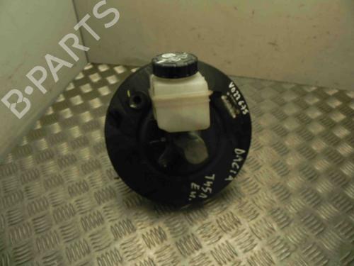 Used Brake master cylinder DACIA DOKKER MPV (KE_) 1.6 LPG (102 hp) 28919555