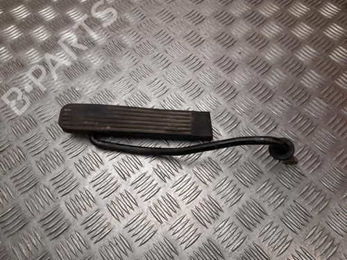 Pedal Pedal MERCEDES-BENZ HECKFLOSSE (W110) 200 (110.010) (83 hp) 37558524 37558524