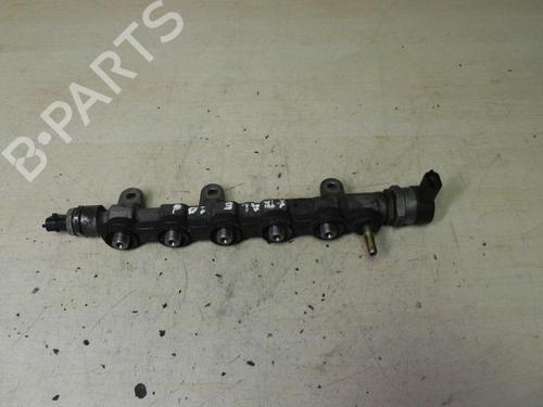 Used Injection rail NISSAN X-TRAIL II (T31) 2.0 dCi 4x4 (150 hp) 28932624
