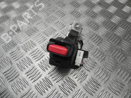 Engache cinturón Engache cinturón TOYOTA C-HR (_X1_) 1.8 Hybrid (ZYX10_, ZYX11_, ZYX10R, ZYX11R) (122 hp) 37546561 37546561