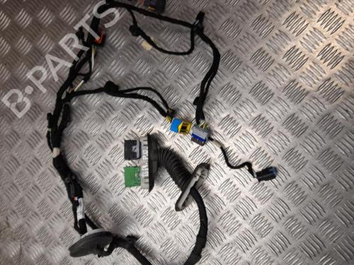 Used Wiring harness Wiring harness 37548096 37548096