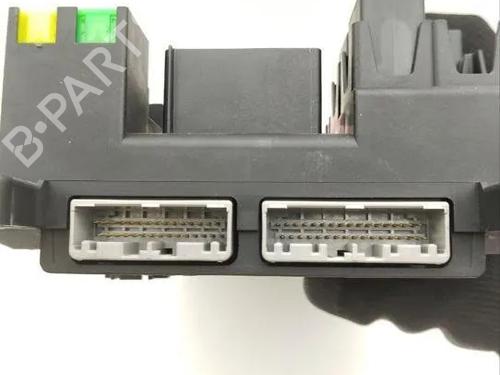 Fuse box JAGUAR F-TYPE Coupe (X152) 5.0 SCV8 R AWD | BP32213938E1