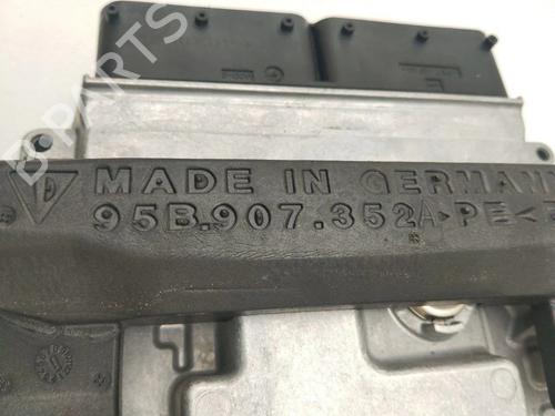 Engine control unit (ECU) PORSCHE MACAN (95B) 3.0 S | BP28935494M57 