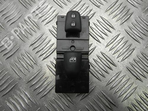 Used Left front window switch NISSAN QASHQAI II (J11, J11_) 1.2 DIG-T (115 hp) 28914664
