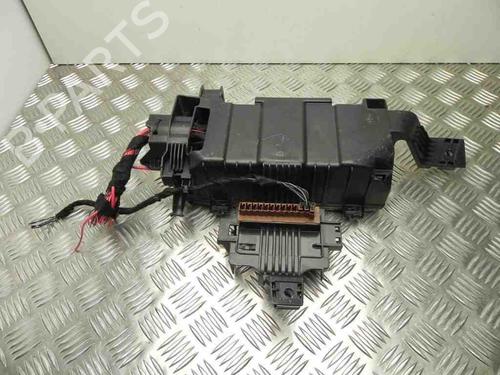 Used Fuse box MERCEDES-BENZ CLS (C218) CLS 350 BlueTEC / d (218.326) (258 hp) 28929230